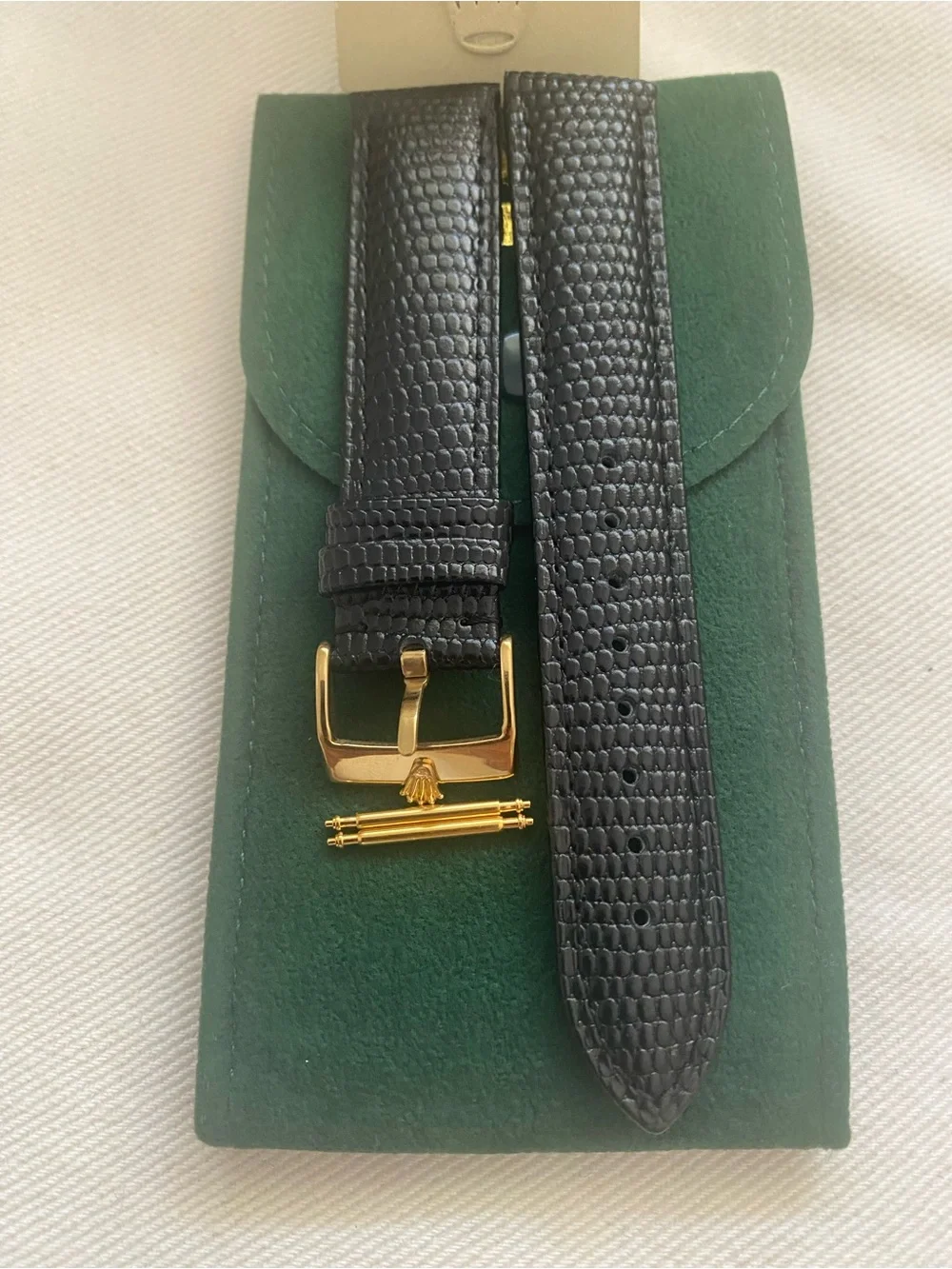 Black Lizard-Texture Leather Strap Rolex Gold Plated Buckle 19mm
